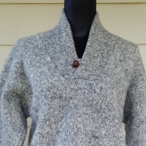 VTG Lakewoods Bay Men's Warm Winter V-Neck Pullover Wool Blend Knit Sweater (M) - Picture 2 of 9